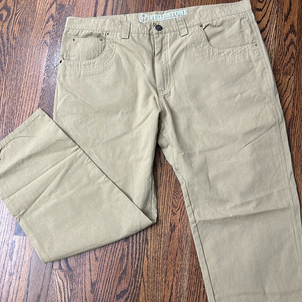 Fieldstone Men's Classic Khaki Chinos